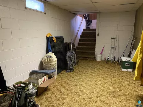 110 S Dewald St, Freeman, SD 57029 photo 31