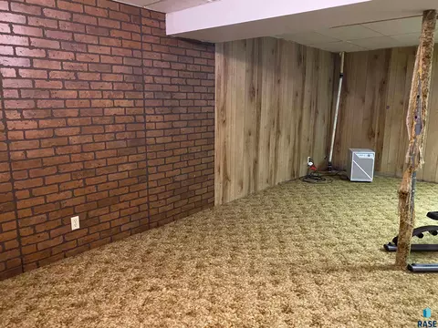 110 S Dewald St, Freeman, SD 57029 photo 32