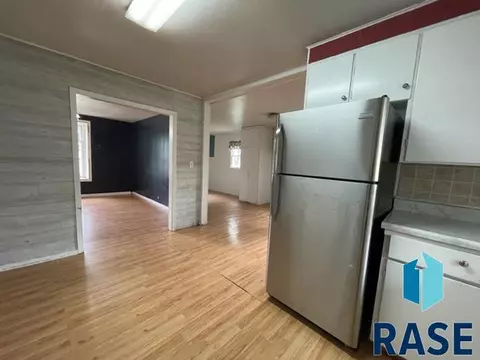 122 E 10th St, Gregory, SD 57533 photo 8