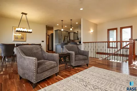 2325 Ivy Cir, Tea, SD 57064 photo 4