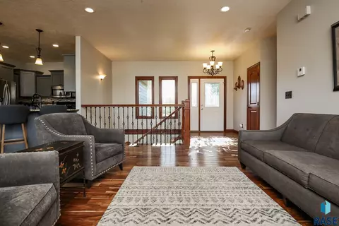 2325 Ivy Cir, Tea, SD 57064 photo 3