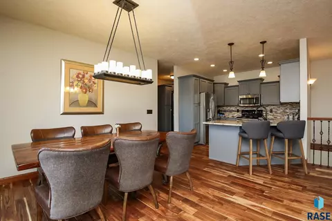 2325 Ivy Cir, Tea, SD 57064 photo 9