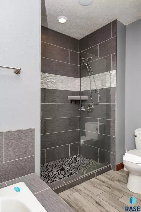 2325 Ivy Cir, Tea, SD 57064 photo 15