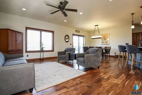 2325 Ivy Cir, Tea, SD 57064 photo 6