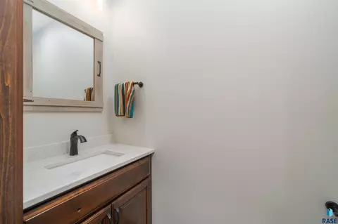 47499 Silver Creek Cir, Renner, SD 57020 photo 30