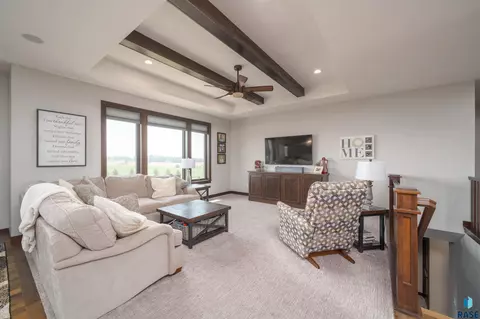47499 Silver Creek Cir, Renner, SD 57020 photo 7