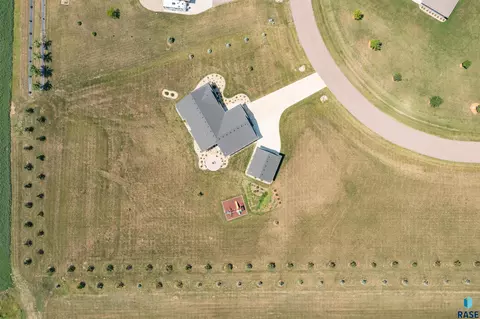 47499 Silver Creek Cir, Renner, SD 57020 photo 46