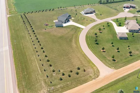 47499 Silver Creek Cir, Renner, SD 57020 photo 43
