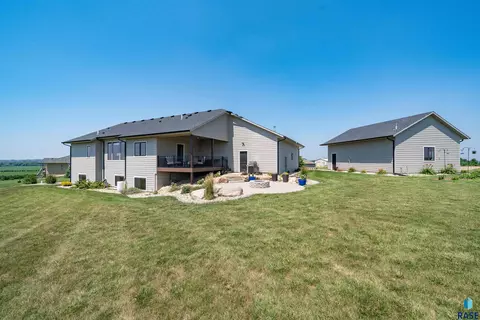 47499 Silver Creek Cir, Renner, SD 57020 photo 38