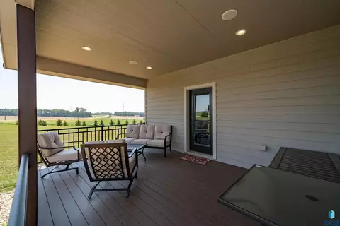 47499 Silver Creek Cir, Renner, SD 57020 photo 32