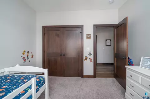47499 Silver Creek Cir, Renner, SD 57020 photo 16
