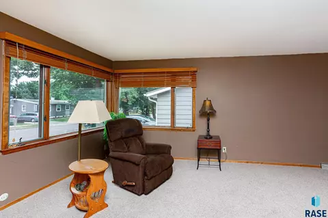 3101 S 9th Ave, Sioux Falls, SD 57105 photo 18