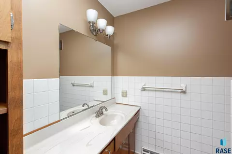 3101 S 9th Ave, Sioux Falls, SD 57105 photo 26