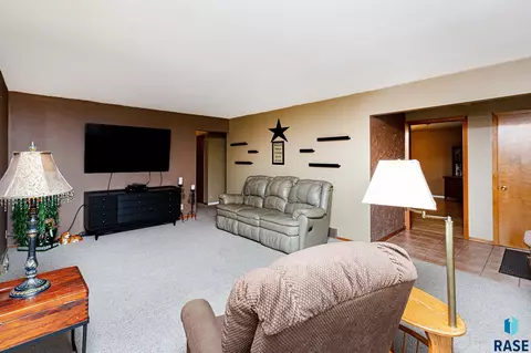 3101 S 9th Ave, Sioux Falls, SD 57105 photo 15