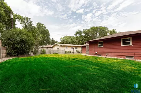 3101 S 9th Ave, Sioux Falls, SD 57105 photo 33