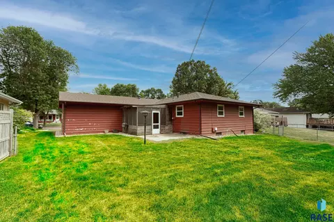 3101 S 9th Ave, Sioux Falls, SD 57105 photo 32