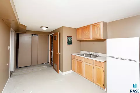 3101 S 9th Ave, Sioux Falls, SD 57105 photo 29