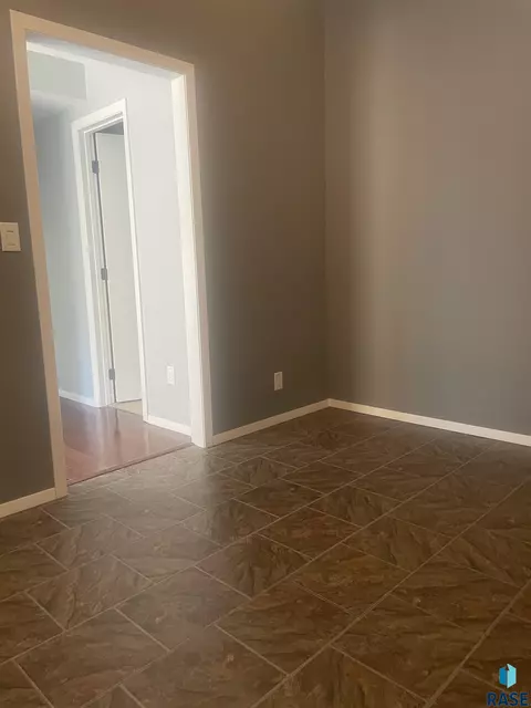 3110 E Klondike Trl, Sioux Falls, SD 57103 photo 4