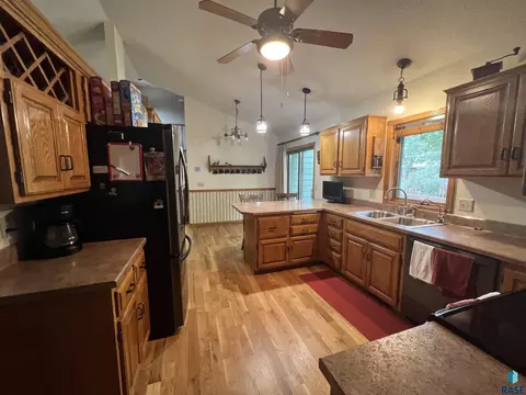 4005 S Benjamin Dr, Sioux Falls, SD 57103 photo 5