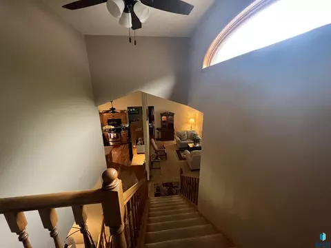 4005 S Benjamin Dr, Sioux Falls, SD 57103 photo 9