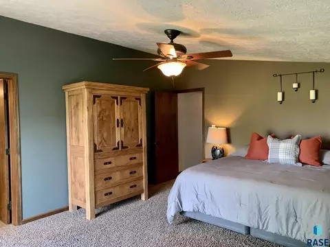 314 Best Point Dr, Madison, SD 57042 photo 20