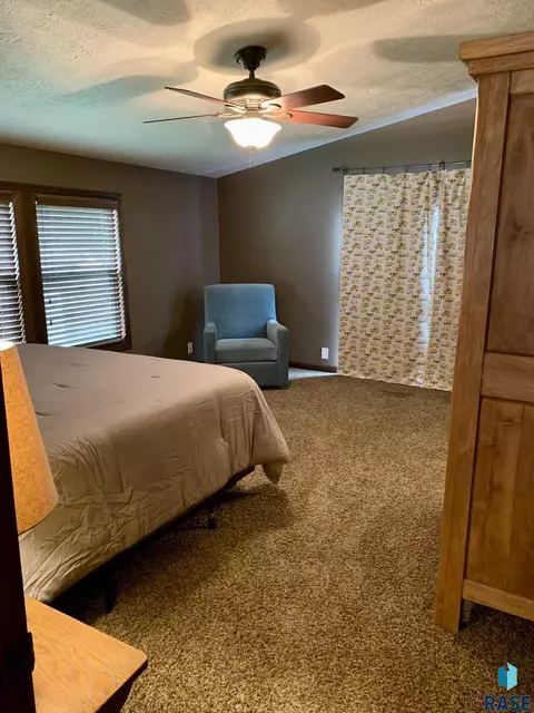314 Best Point Dr, Madison, SD 57042 photo 23