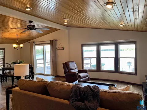 314 Best Point Dr, Madison, SD 57042 photo 15