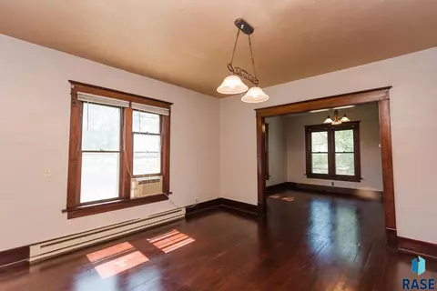 140 S Walnut Ave, Bridgewater, SD 57319 photo 8