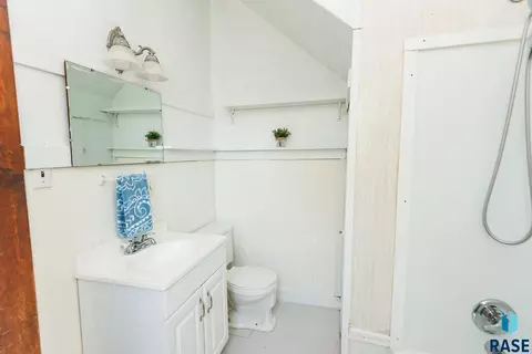 140 S Walnut Ave, Bridgewater, SD 57319 photo 14