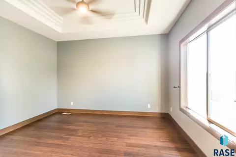 305 Taylor Dr, Tea, SD 57064 photo 13