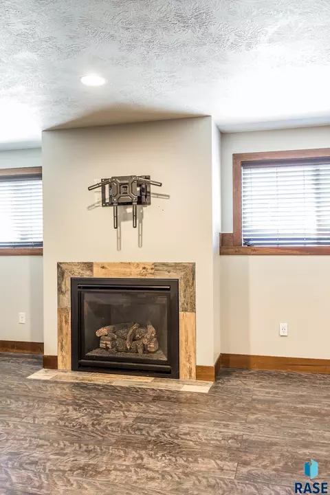 305 Taylor Dr, Tea, SD 57064 photo 18