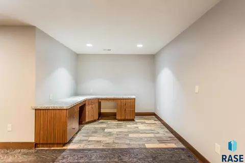 305 Taylor Dr, Tea, SD 57064 photo 17