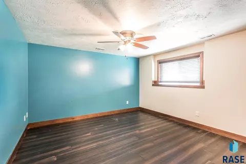305 Taylor Dr, Tea, SD 57064 photo 19