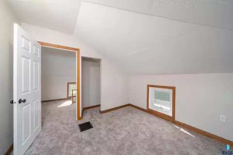 1535 E 8th St, Sioux Falls, SD 57103 photo 20
