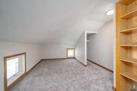 1535 E 8th St, Sioux Falls, SD 57103 photo 16