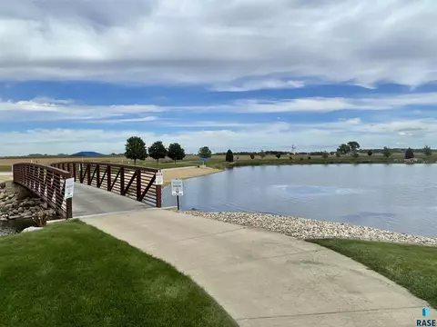 8914 W Dragonfly Dr, Sioux Falls, SD 57107 photo 30