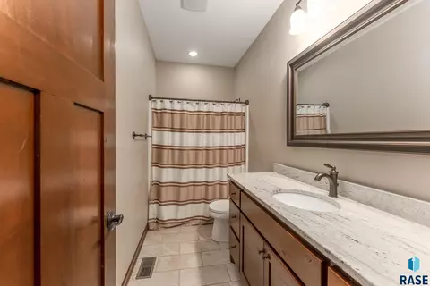 8914 W Dragonfly Dr, Sioux Falls, SD 57107 photo 13