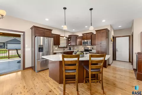 8914 W Dragonfly Dr, Sioux Falls, SD 57107 photo 4