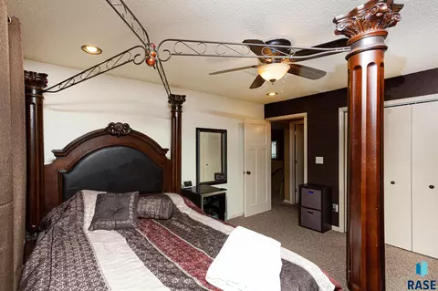 121 S Church Ave, Tea, SD 57064 photo 13