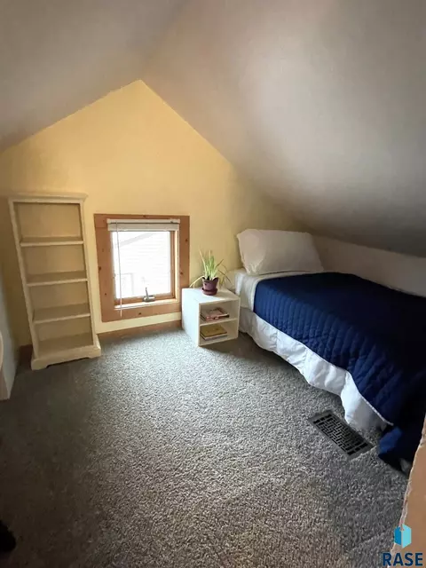 203 E 3rd St, Dell Rapids, SD 57022 photo 31