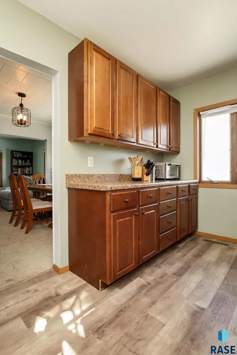 203 E 3rd St, Dell Rapids, SD 57022 photo 17