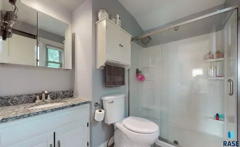 3609 E Winncrest Cir, Sioux Falls, SD 57103 photo 7