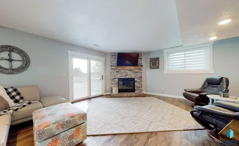 3609 E Winncrest Cir, Sioux Falls, SD 57103 photo 8