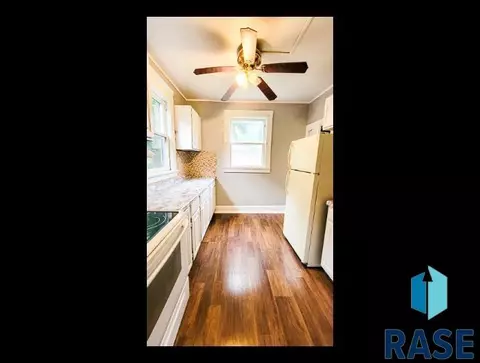 732 S Summit Ave, Sioux Falls, SD 57104 photo 6
