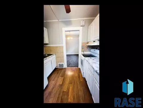 732 S Summit Ave, Sioux Falls, SD 57104 photo 8