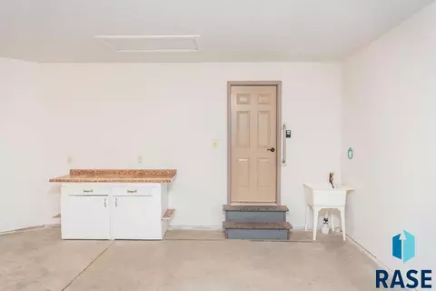 1543 Northridge Rd, Mitchell, SD 57301 photo 26