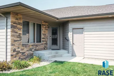 1543 Northridge Rd, Mitchell, SD 57301 photo 4