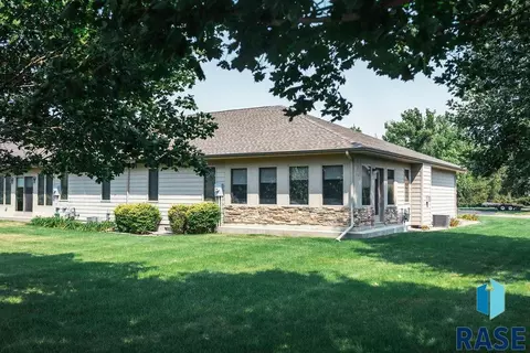 1543 Northridge Rd, Mitchell, SD 57301 photo 9