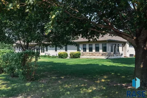 1543 Northridge Rd, Mitchell, SD 57301 photo 10