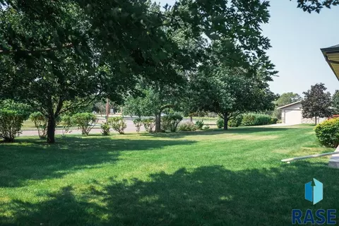 1543 Northridge Rd, Mitchell, SD 57301 photo 13